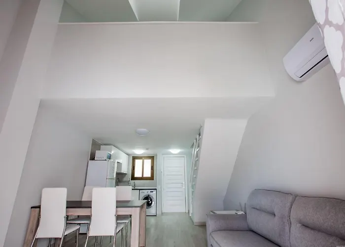 Parque Santiago Ii, Americas Apartment