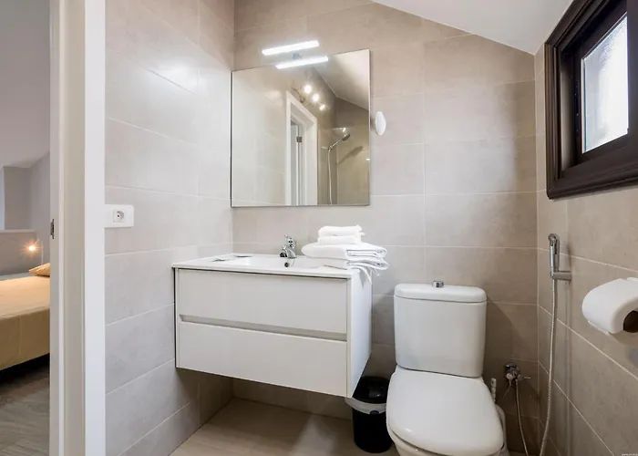 Parque Santiago Ii, Americas *